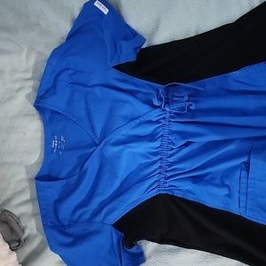 Cherokee flexibles maternity scrub top